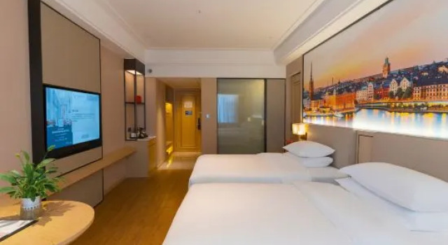 Семейный люкс Vienna International Hotel (Guilin Municipal Government Liangjiang Airport)