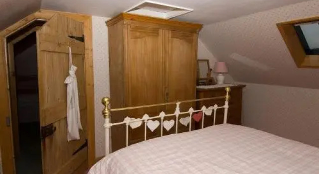 Springburn Cottage, Забронировать Дом для отпуска Отели Glasgow & The Clyde Valley с парковкой, Парковка