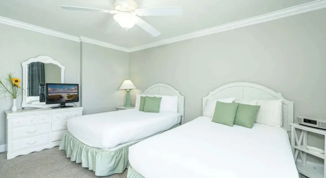 Beachfront Bliss at Shoreline Towers, Rezerwuj Apartament Hotele w Emerald Coast z parkingiem, Parking