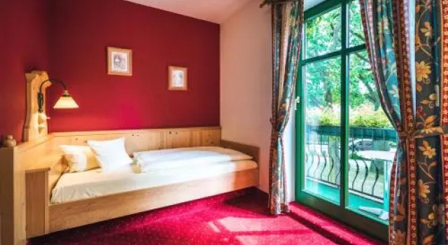 Landgasthof zum Mühlenteich, Book Hotel 4-Star Hotels in Brandenburg, 4*