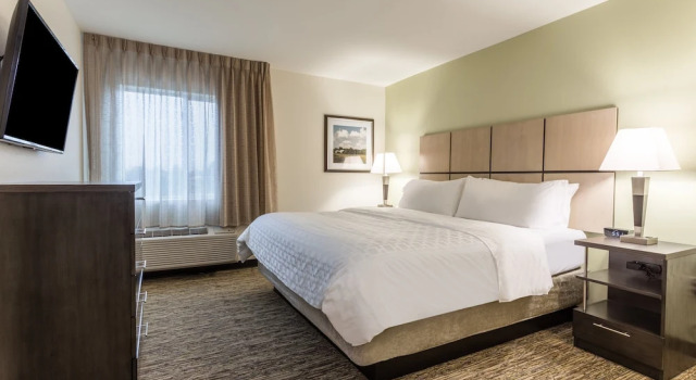 Люкс c 1 комнатой Candlewood Suites - Davenport by IHG