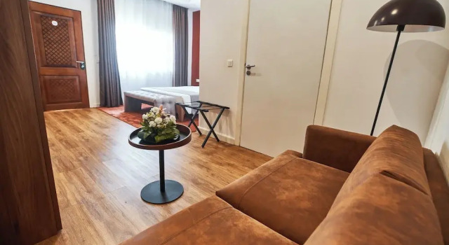 Двухместный полулюкс с видом на внутренний двор Roma Hôtel & Restaurant