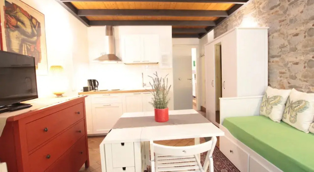Business Suite Amenano Apartments