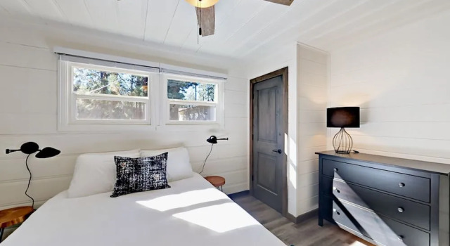 4093 Manzanita Ave Cabin Unit 5