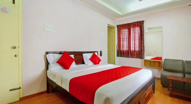 OYO 6732 Dheeran Residency, Забронировать Отель Отели Коимбатур 3 звезды, 3*