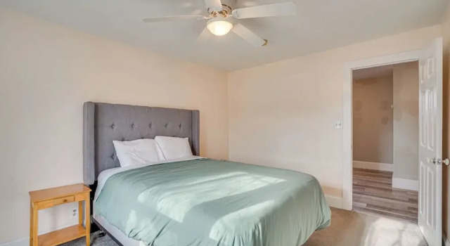 Altmar Home w/ Fire Pit < 1 Mi to Salmon River!, Boek Vakantiehuis Hotels in Altmar met parkeren, Parkeren