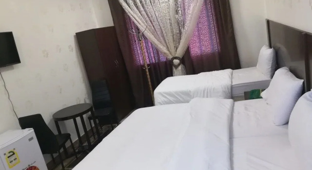 Revan Hotel