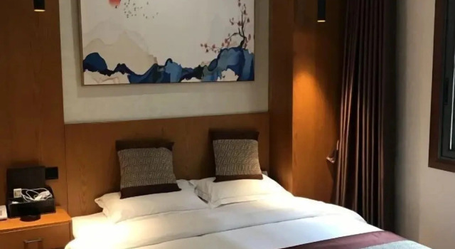 Longhua Hotel, Забронировать Отель Чунцин Chongqing Area