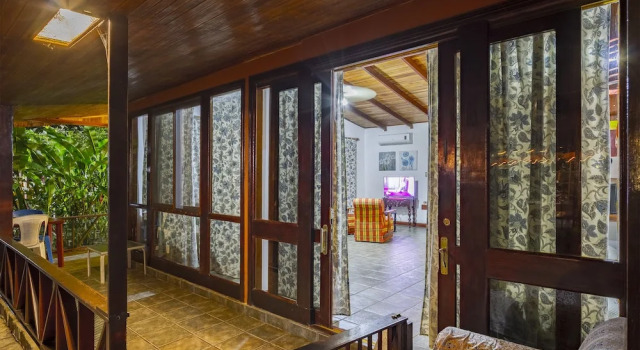 Hotel Rancho Coral, Rezervovat Hotel Hotely v Puntarenas s parkováním, Parkování