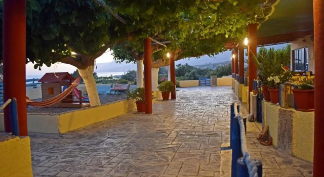 Апартаменты Vrachos Apartments