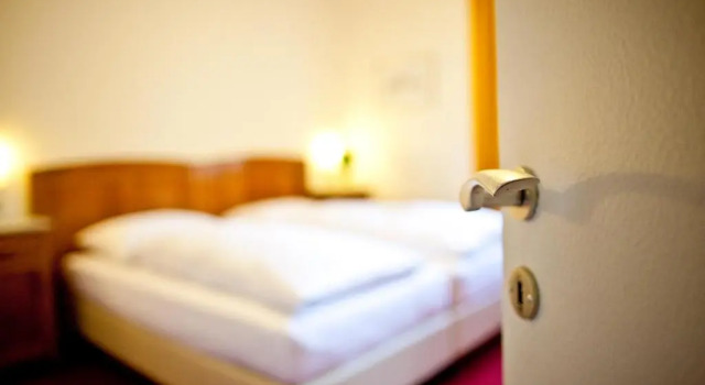 Четырёхместный номер Standard Hotel Elefant