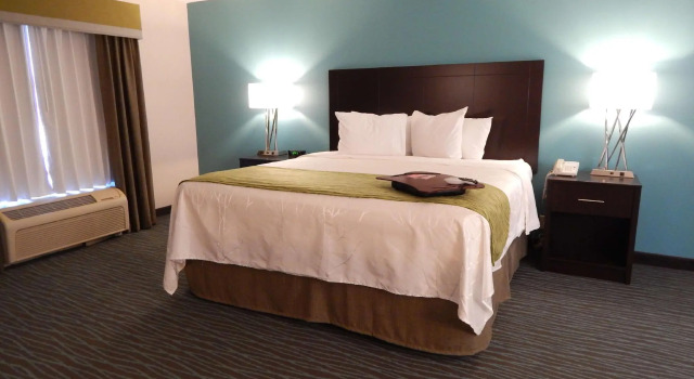 Двухместный номер Standard Ramada by Wyndham Burkburnett - Wichita Falls