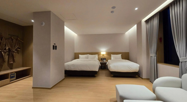 Tria Hotel