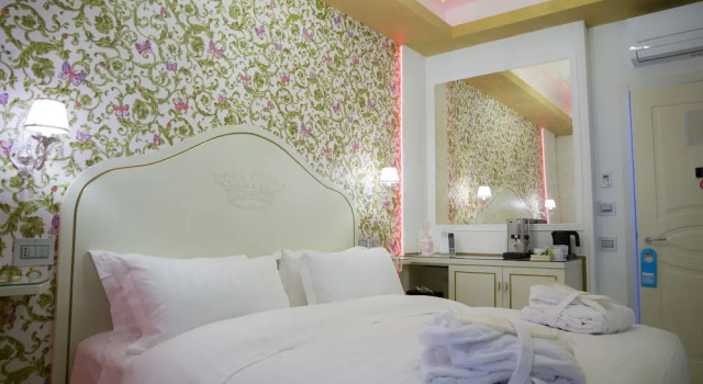 Leucosya Luxury Rooms