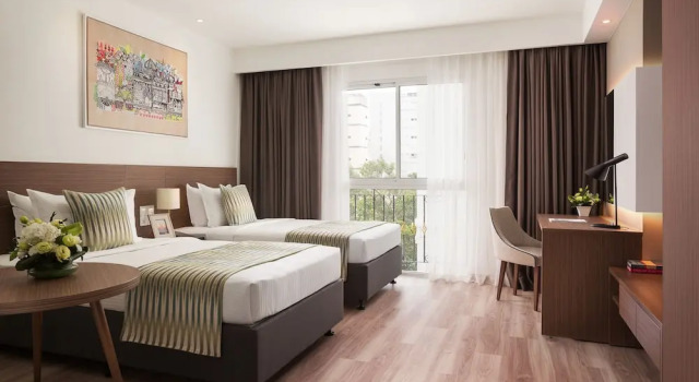 Двухместная студия Deluxe T-Ritz Saigon Hotel & Apartment