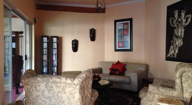 Ipe Tombe Guest Lodge - Midrand, Buchen Sie Pension Midrand East Rand