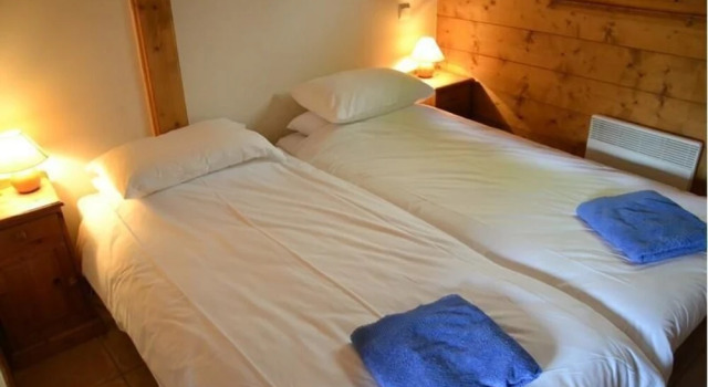 Apt P6 Village de Lessy-ARAVIS Holidays, Prenota Hotel Hotel a Alvernia con parcheggio, Parcheggio