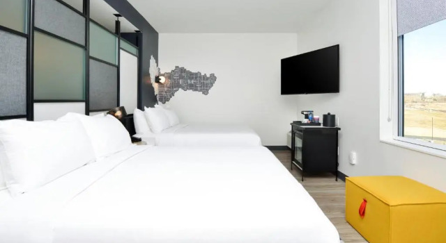 Четырёхместный номер Standard Aloft by Marriott North Kansas City
