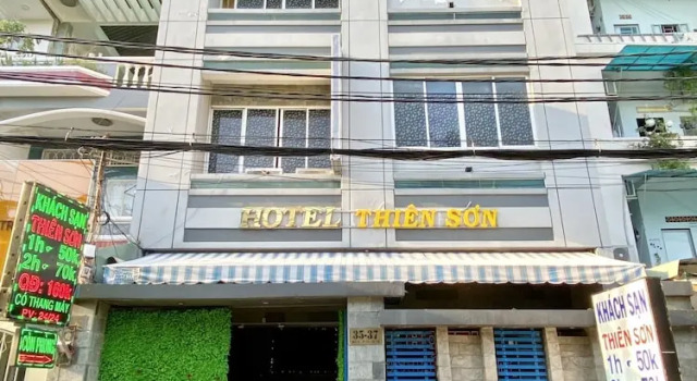 Thien Son Hotel, Забронировать Отель Отели провинции Хошимина с парковкой, Парковка