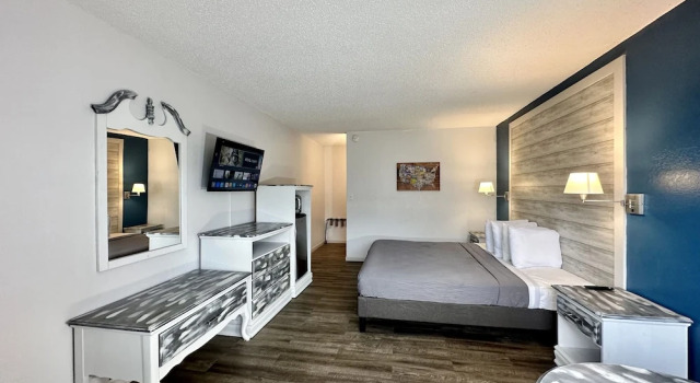 Номер Economy Ozark Inn and Suites