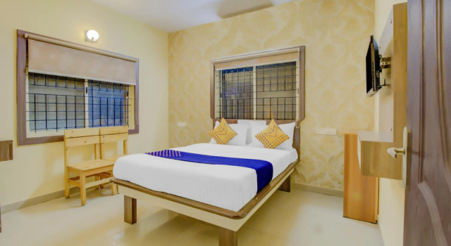 SPOT ON 78834 Isnas Residency, Забронировать Отель Отели и гостиницы Йешвантпур, Отель