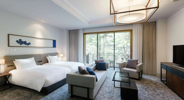 Двухместный номер Deluxe с балконом Kyukaruizawa Kikyo, Curio Collection by Hilton