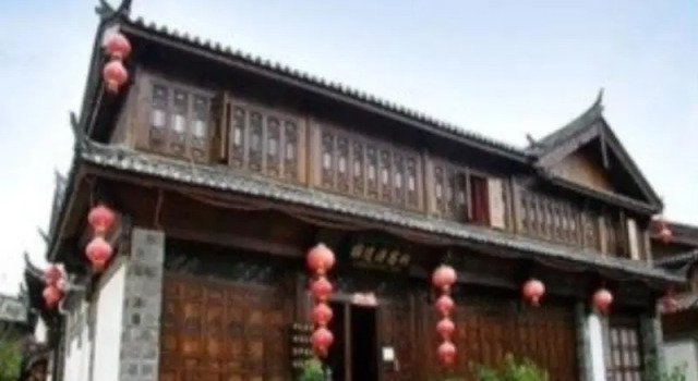 Lijiang Lidaoyuan Inn, Забронировать Отель Лицзян Юньнань, рядом с Улица Сквер-стрит Древнего города Даянь