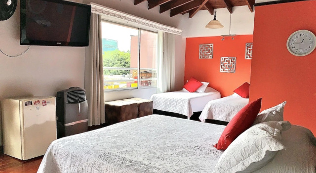 Семейный номер Standard Hotel Lleras Premium #1