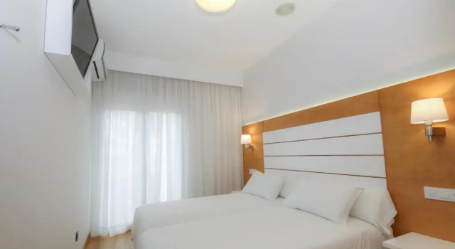 Апартаменты Hotel Spa Nanin Playa