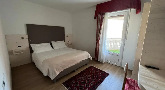 Апартаменты с балконом Hotel Dolomiti