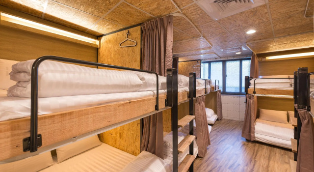 Кровать в общем номере (женский номер) Beimen WOW Poshtel