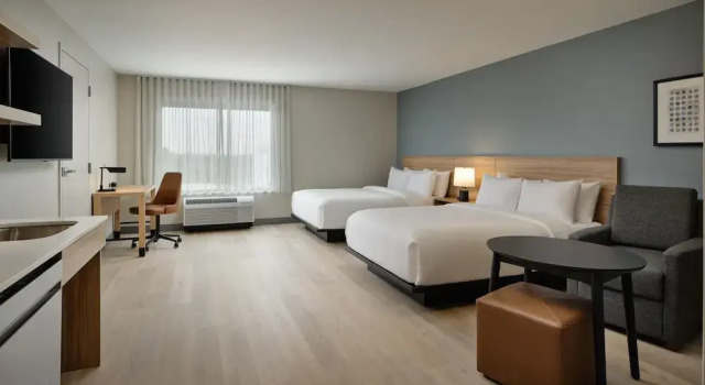 Четырёхместный люкс Hyatt Studios Huntsville