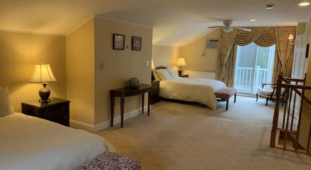 Четырёхместный люкс с видом на горы The Copperhood Retreat & Spa