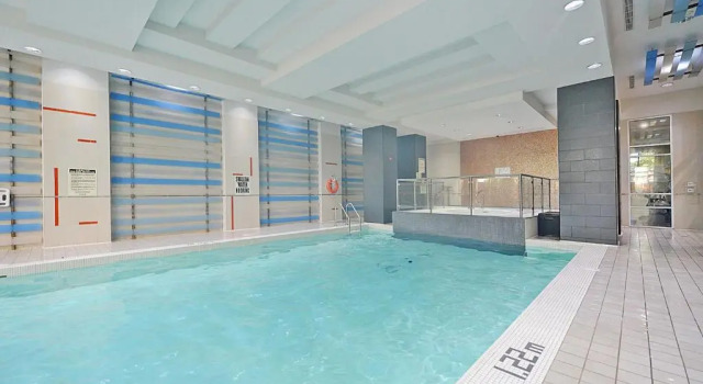 Апартаменты с 2 комнатами Sarkar Suites - 330 Burnhamthorpe Road