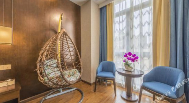 Zi Jin Hotel, Prenota Hotel Hotel a Chongqing Area con parcheggio, Parcheggio