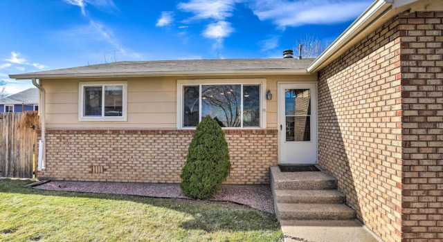 Duplex w/ Private Yard: 3 Mi to Downtown Loveland!, Забронировать Апартаменты/квартира Апартаменты Лавленд, Апартаменты/квартира