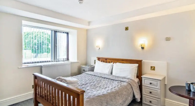 OYO Mountain Park Hotel, Book Hotel  
