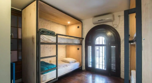 Bed in Dorm MedioMundo Hostel