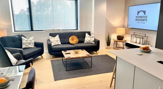 Apartment Twelve