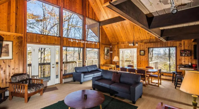 Mountainside Lodge