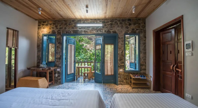 Трёхместный семейный номер Standard с видом на горы LittleTamCoc Boutique Villa Ninh Binh