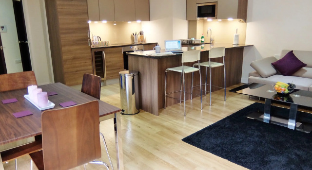 Serviced Apartments Colindale, Varaa Huoneisto Asunnot kohteessa Merseyside, Huoneisto