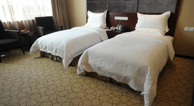 Wanrun International Resort Hotel in Tibet, Book Ferieresort Hoteller i Shigatse med parkering, Parkering