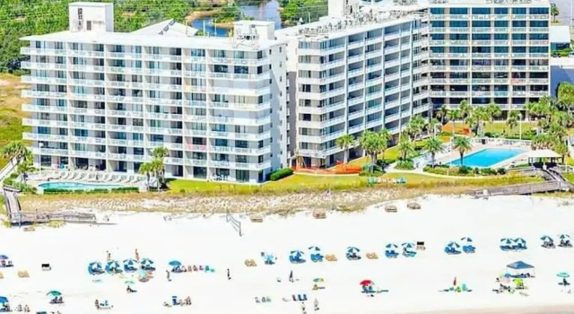 Апартаменты Seaside Beach 3902- 2 BR Direct Beachfront Condo With Pool Sauna Amazing Ocean View Balcony