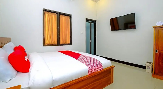 Номер Standard OYO 2284 Grand Villa Meninting