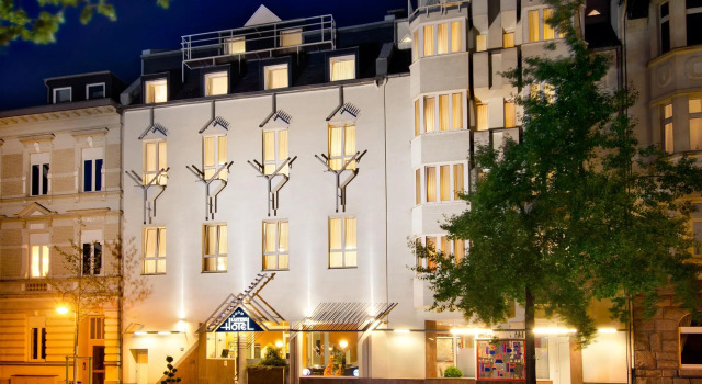 Kastens Hotel, Забронировать Отель Унтербилк Дюссельдорф, рядом с Mahn- und Gedenkstätte für die Opfer des Nationalsozialismus