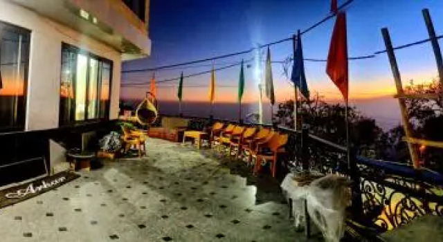 Casa Arhan 4BHK Luxury Condo near Mall Road, Rezervovat Hotel Mussoorie Uttarakhand