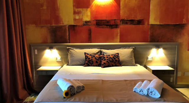La Piazzetta Guest House, Забронировать Гостевой дом Гостевые дома Ольбия, Гостевой дом