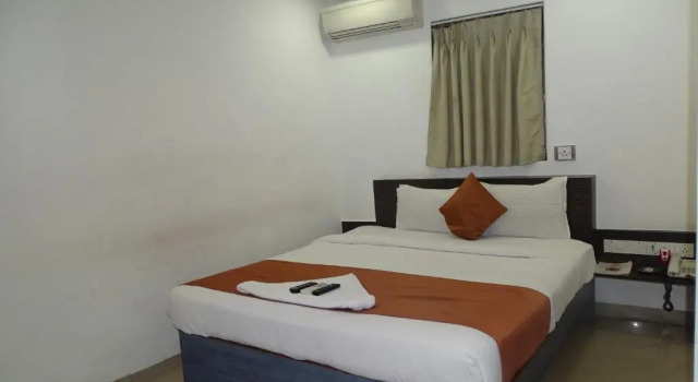 Двухместный номер Deluxe Hotel Sunshine Airport