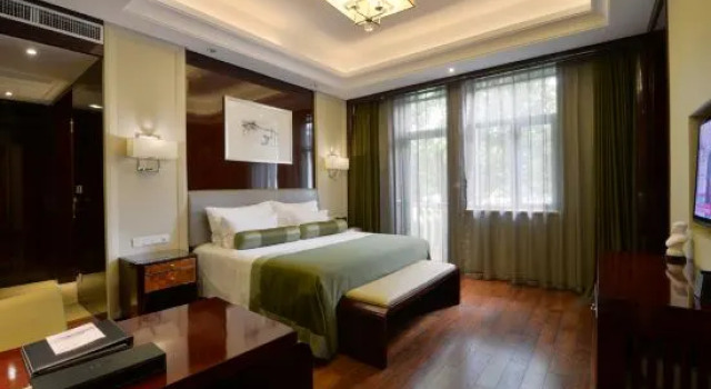 Люкс Executive Zhejiang Hotel
